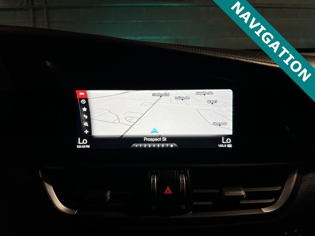 Used 2018 Alfa Romeo Giulia Quadrifoglio image 11