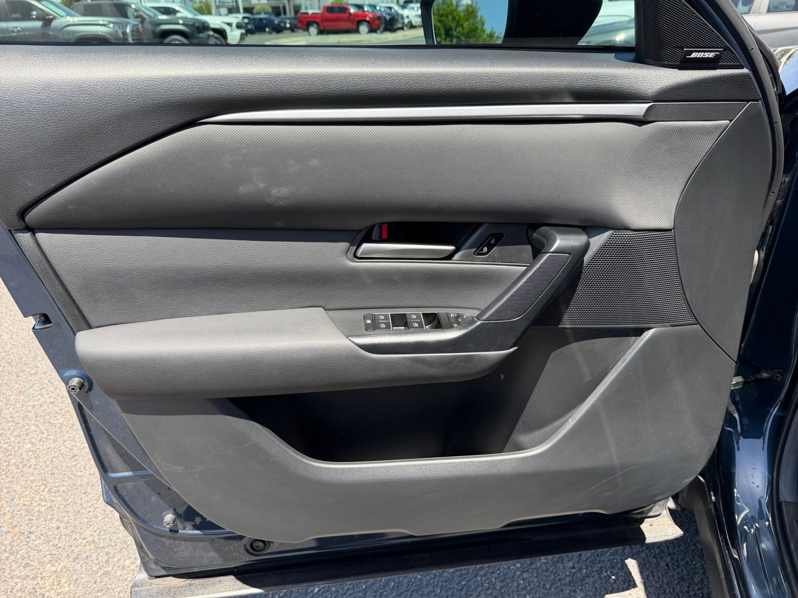 Used 2025 MAZDA CX-50 AWD 2.5 S w/ Premium Package image 13