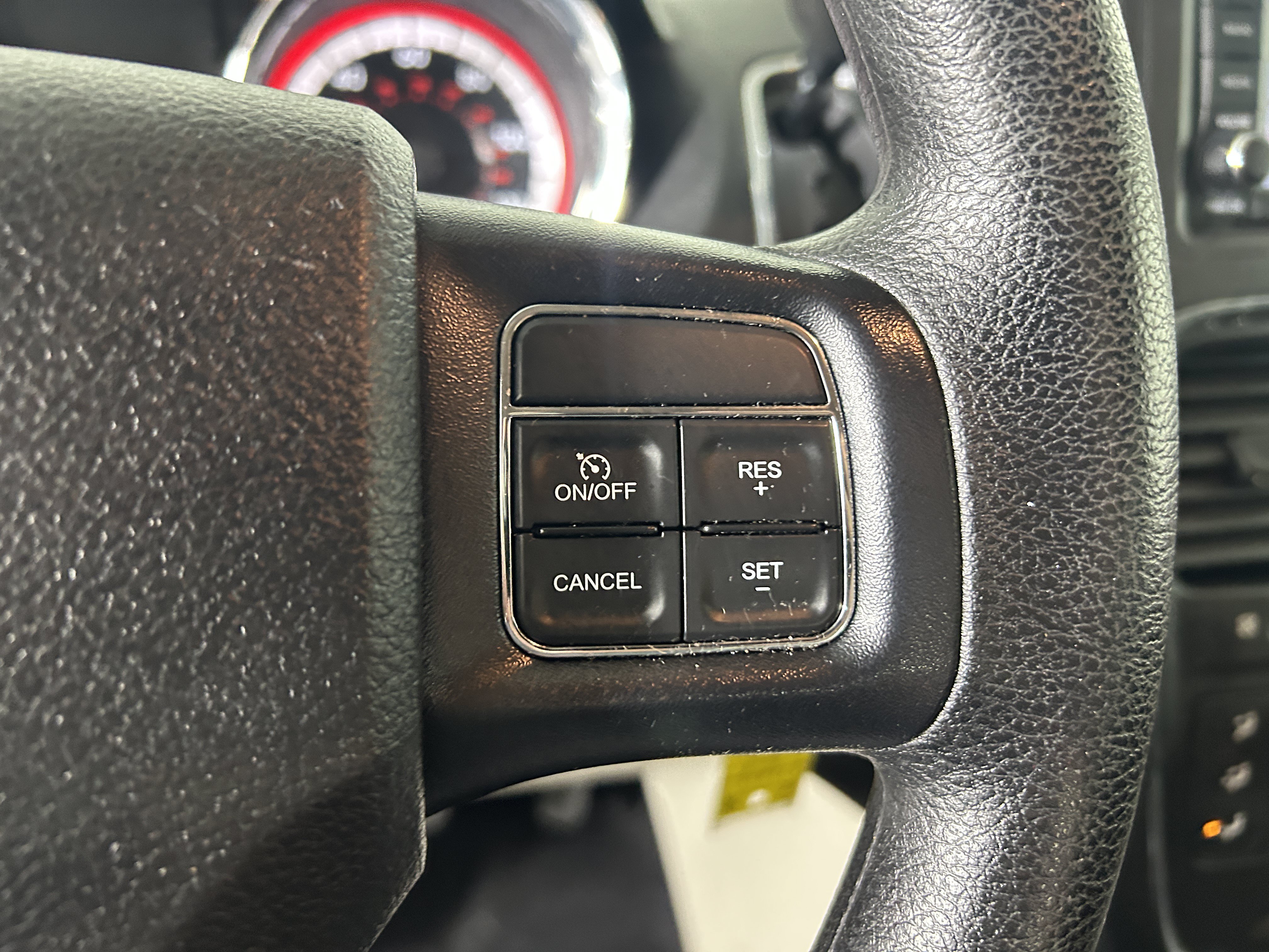 Used 2019 Dodge Grand Caravan SE w/ UConnect Hands-Free Group FWD image 15