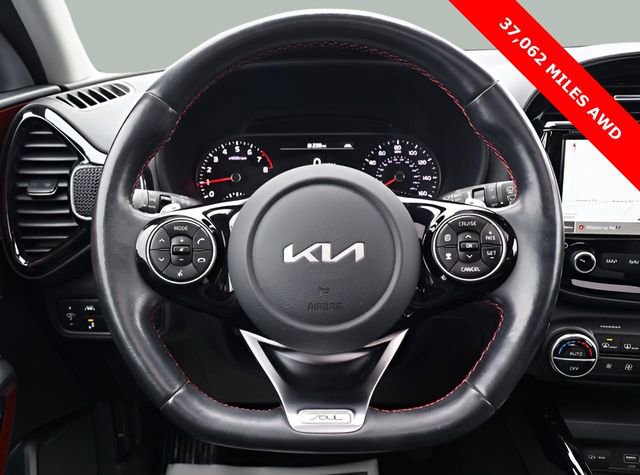 Used 2022 Kia Soul Turbo image 24