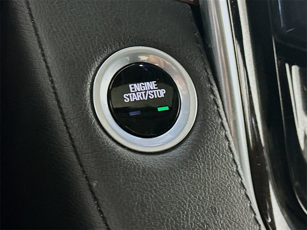 Used 2019 Cadillac Escalade Premium Luxury w/ Escalade Sport Edition image 28