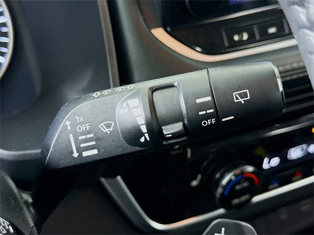 Used 2021 Nissan Rogue SL w/ Premium Package image 16