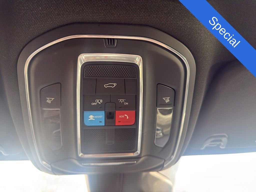 Used 2024 Jeep Wagoneer Series II image 17