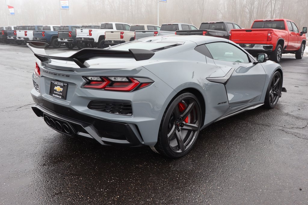 Used 2025 Chevrolet Corvette Z06 w/ Z07 Performance Package image 31