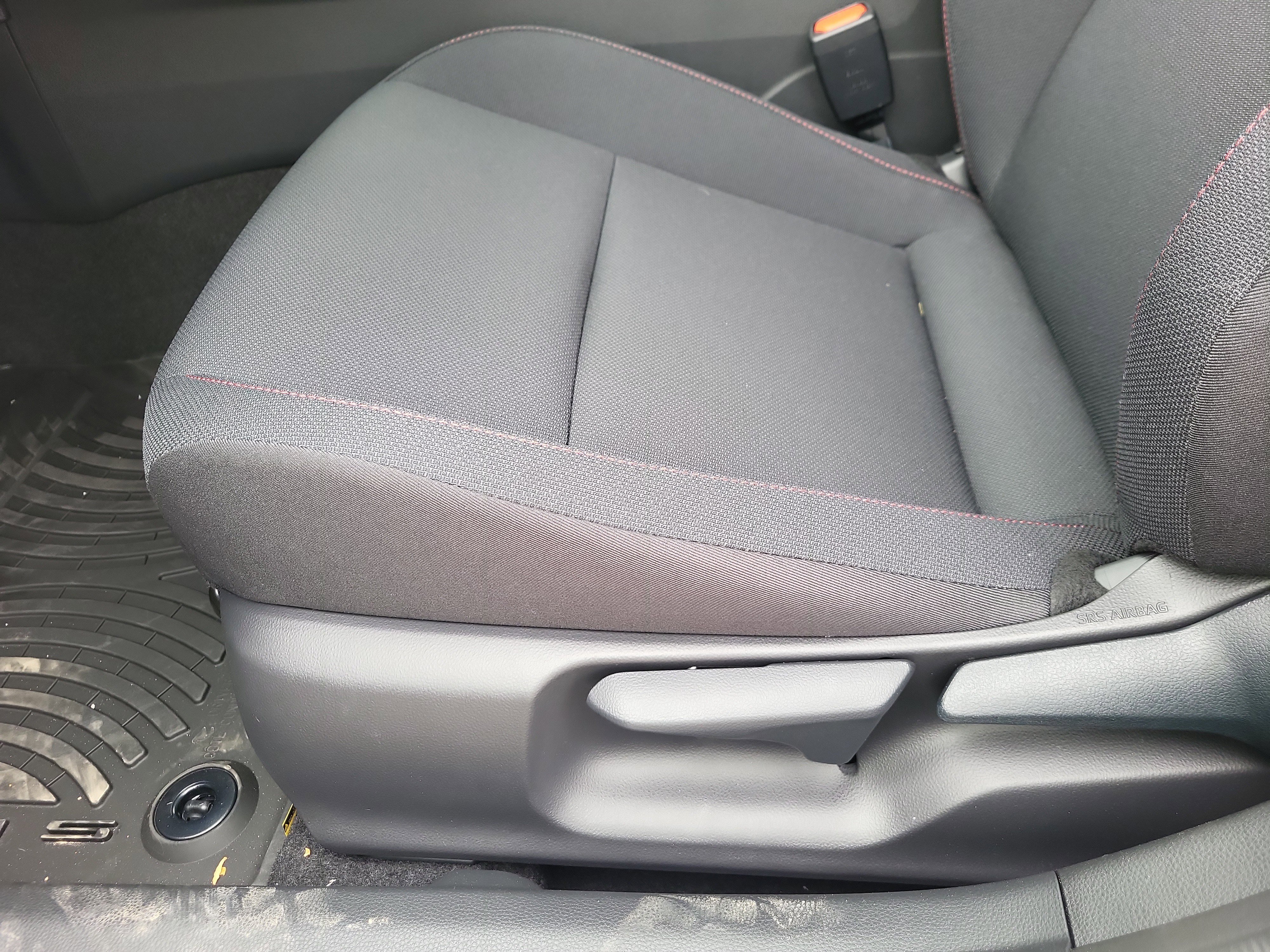 New 2026 Toyota Prius Plug-In Hybrid FWD image 8