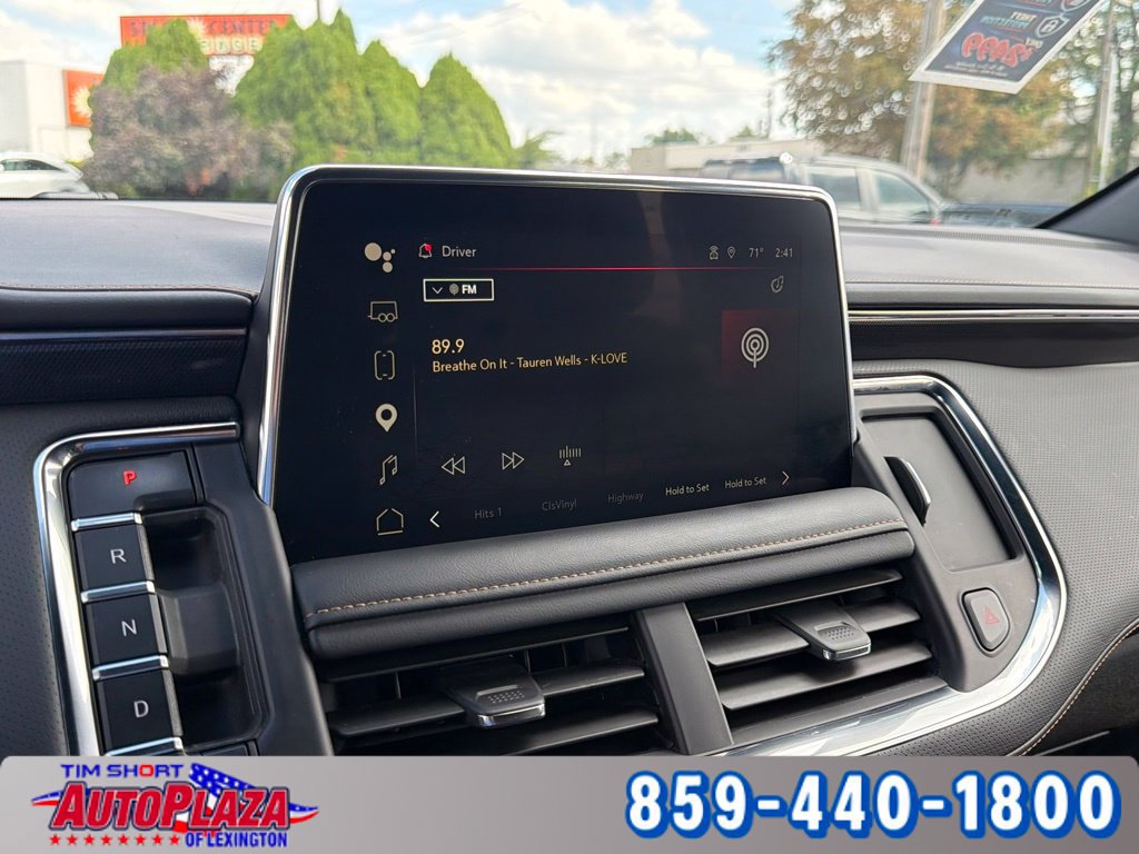 Used 2024 GMC Yukon XL AT4 w/ AT4 Premium Plus Package AWD/4WD image 27