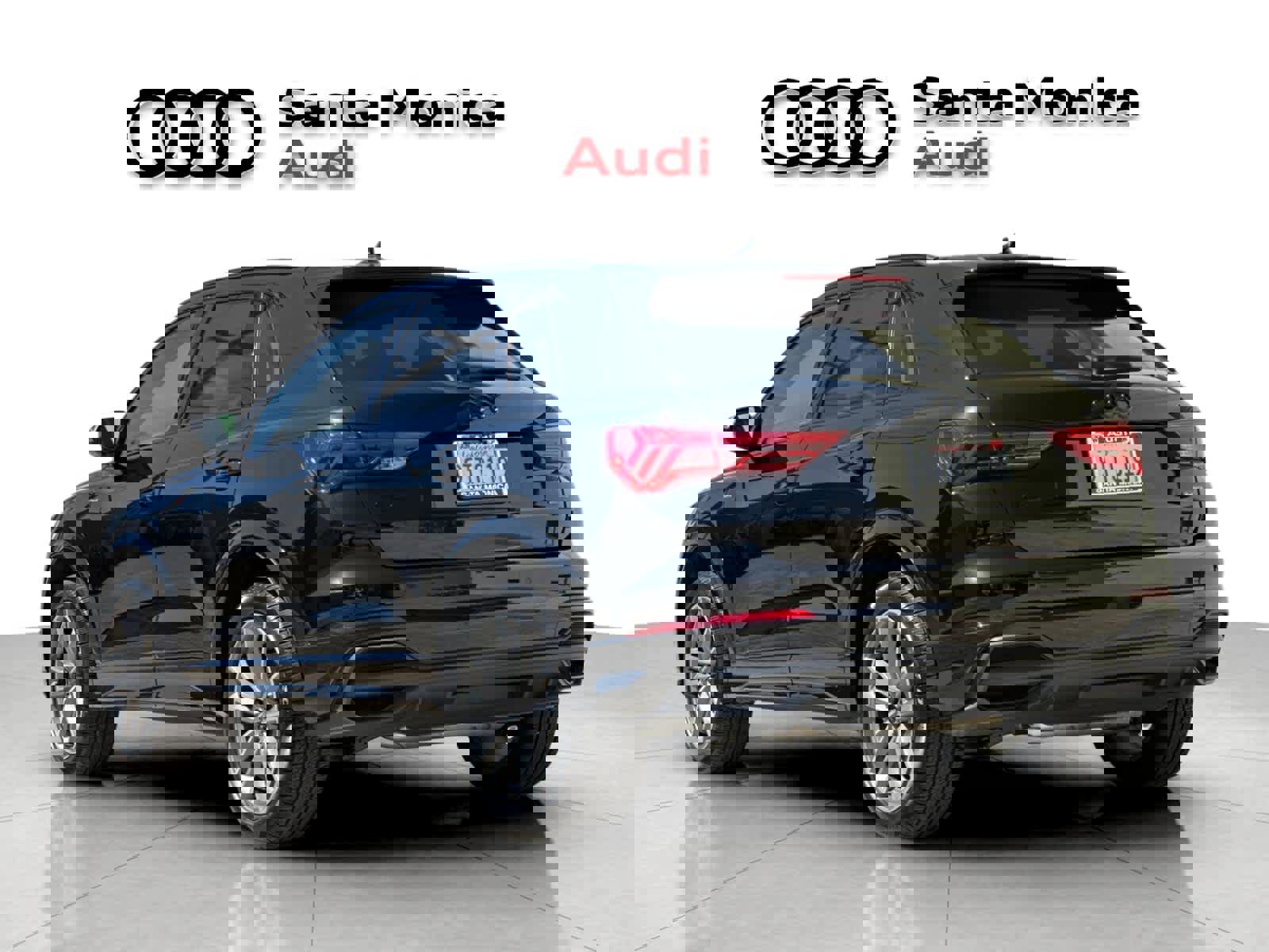 Used 2025 Audi Q3 2.0T Premium w/ Black Optic Sport Package AWD/4WD image 6