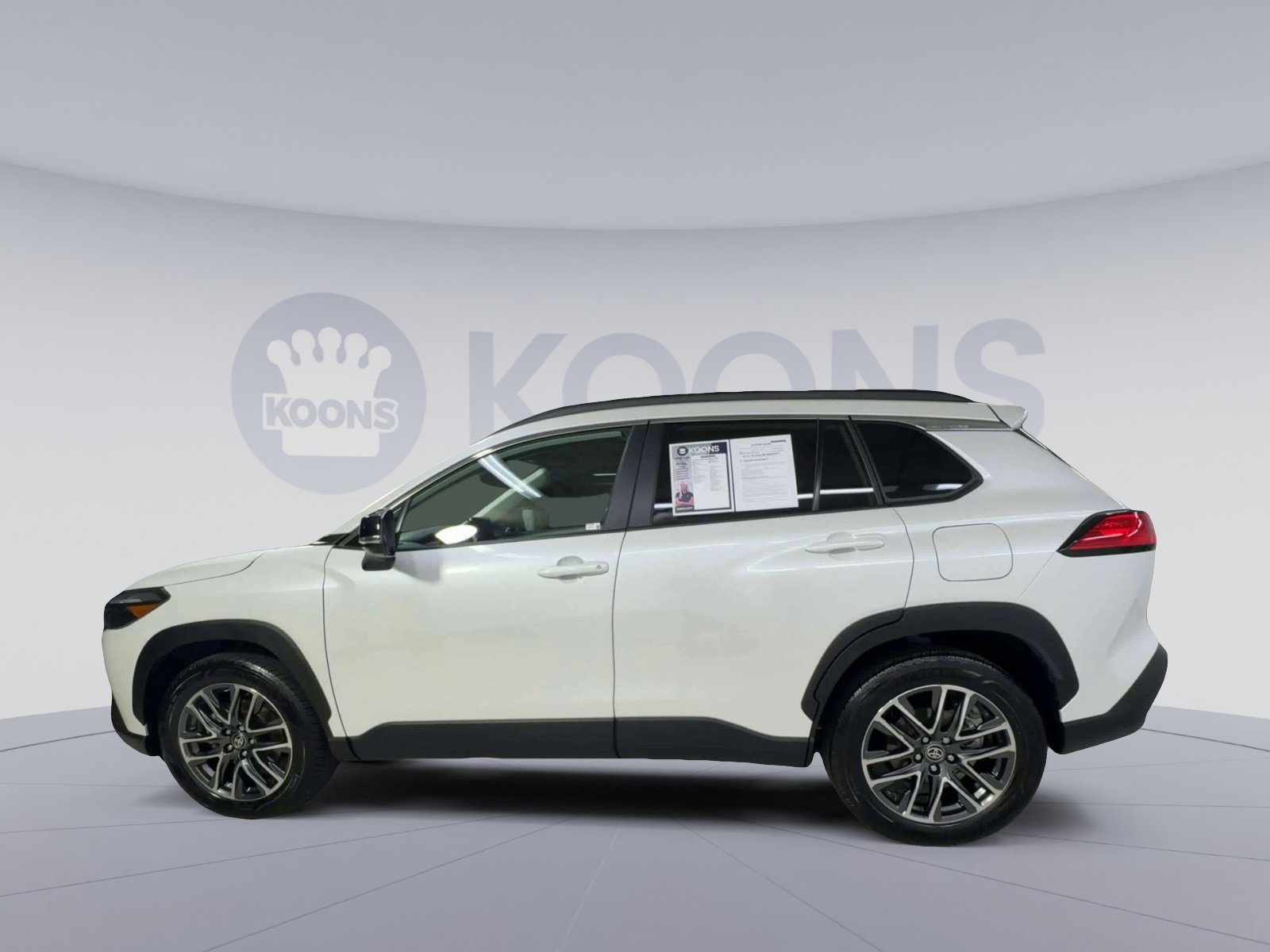 Used 2026 Toyota Corolla Cross XLE AWD/4WD image 7