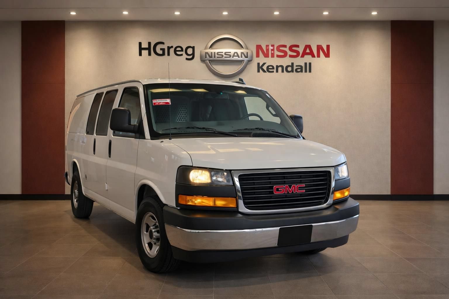 Used 2024 GMC Savana 2500 w/ Driver Convenience Package RWD image 3