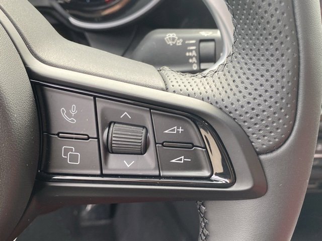 New 2025 Alfa Romeo Giulia AWD image 24