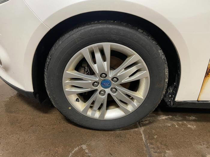 Used 2012 Ford Focus SEL image 11