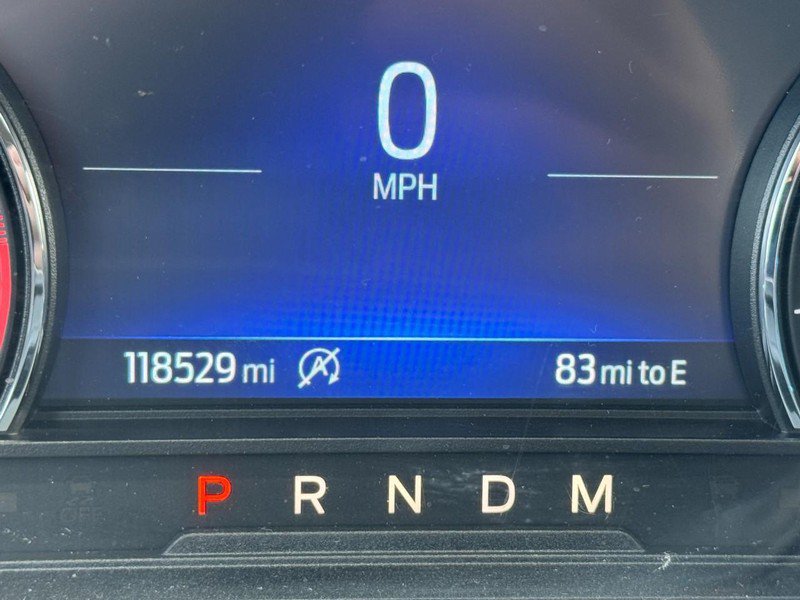 Used 2020 Ford Explorer XLT w/ Equipment Group 202A AWD/4WD image 18