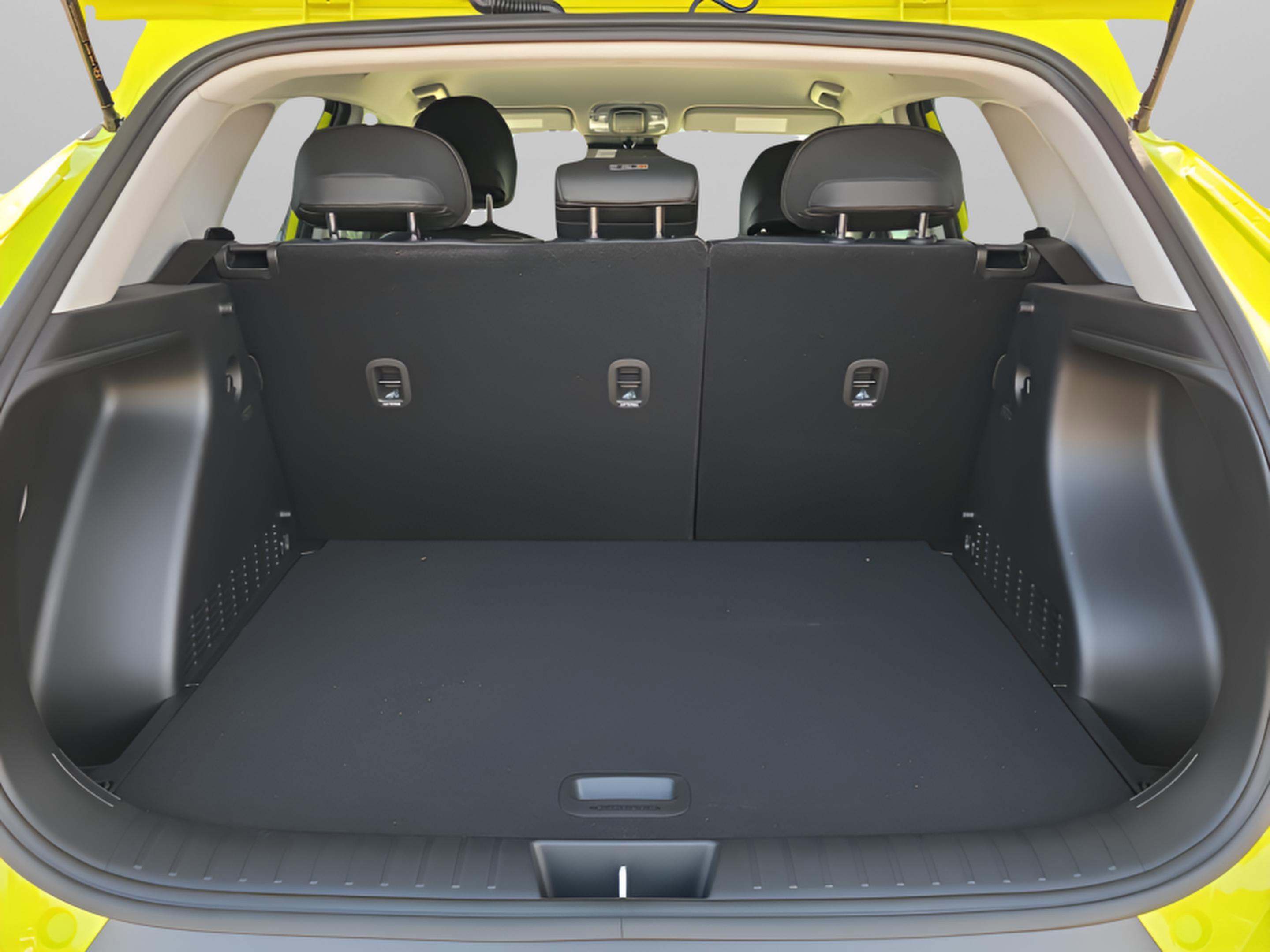 New 2026 Hyundai Kona SEL Premium image 9