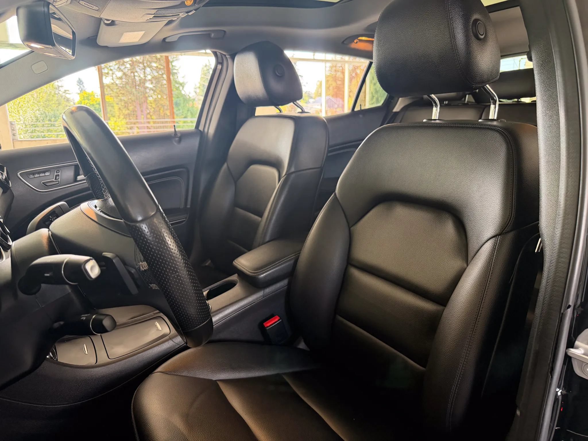 Used 2015 Mercedes-Benz GLA 250 4MATIC image 17