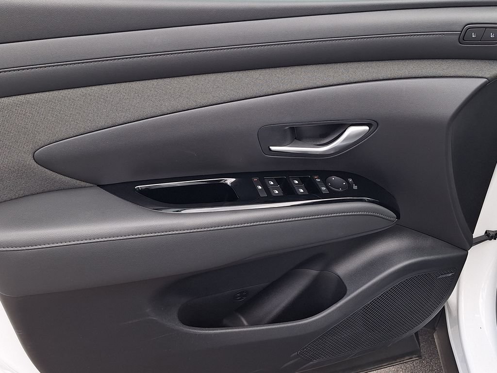 New 2025 Hyundai Santa Cruz Limited AWD/4WD image 9