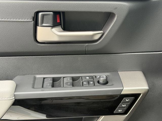 New 2026 Toyota Tundra Limited AWD/4WD image 25
