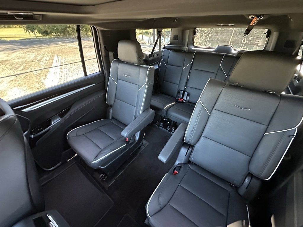 New 2026 Cadillac Escalade ESV Luxury w/ Touring Package image 34