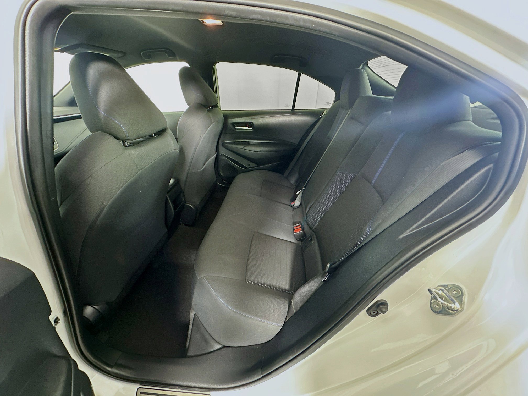 Used 2020 Toyota Corolla SE image 25