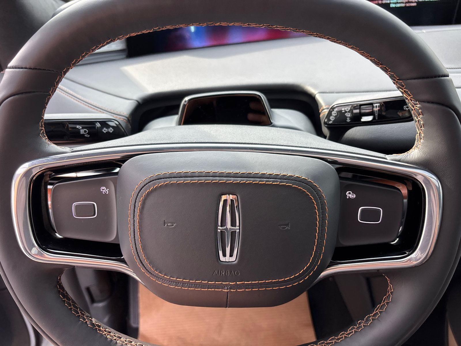 New 2026 Lincoln Navigator L Black Label AWD/4WD image 15