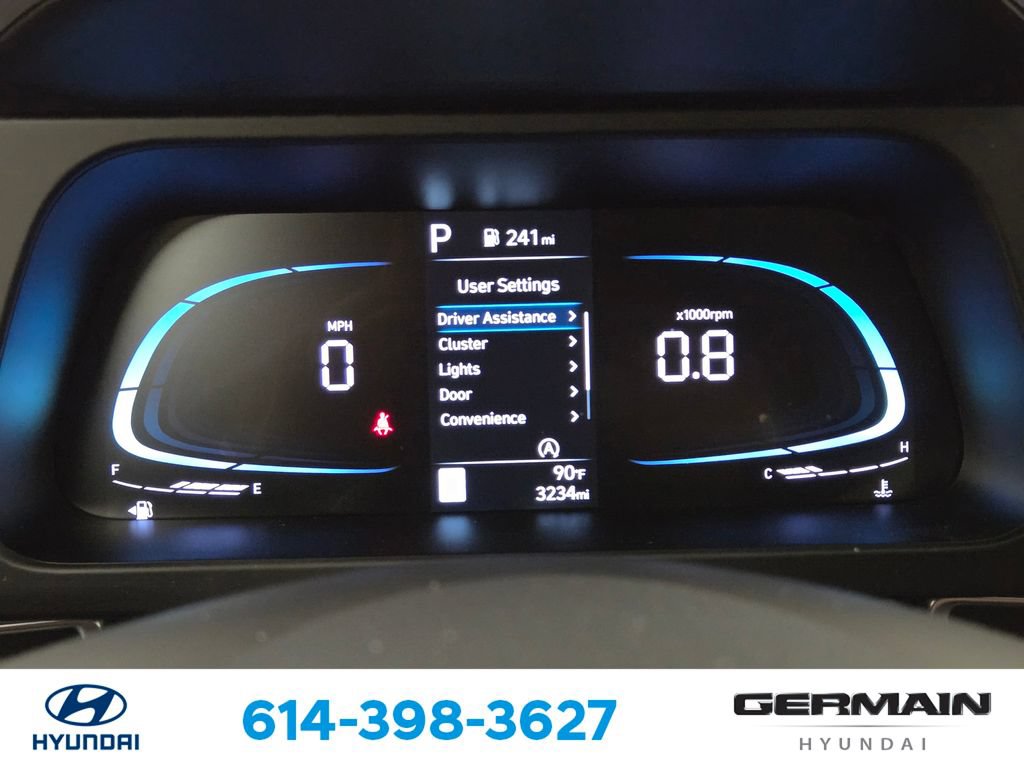 Used 2025 Hyundai Elantra SE FWD image 23