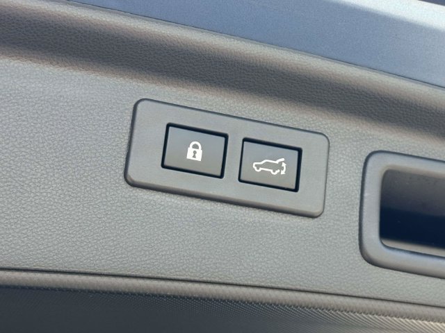 Used 2024 Subaru Forester Premium AWD/4WD image 12