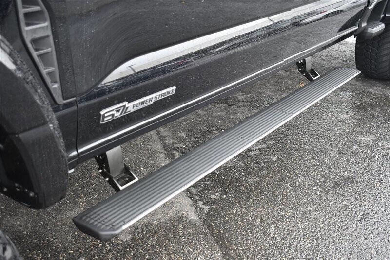 Used 2025 Ford F450 Platinum w/ Camper Package image 12