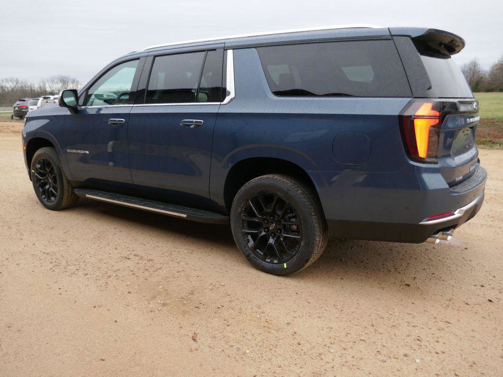 New 2026 Chevrolet Suburban Premier image 6