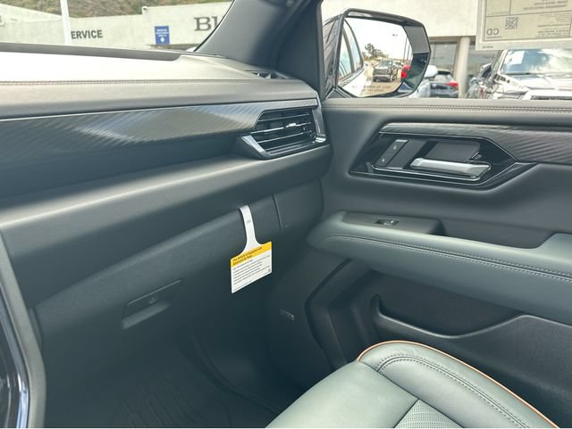 New 2026 GMC Yukon AT4 w/ AT4 Premium Plus Package AWD/4WD image 5
