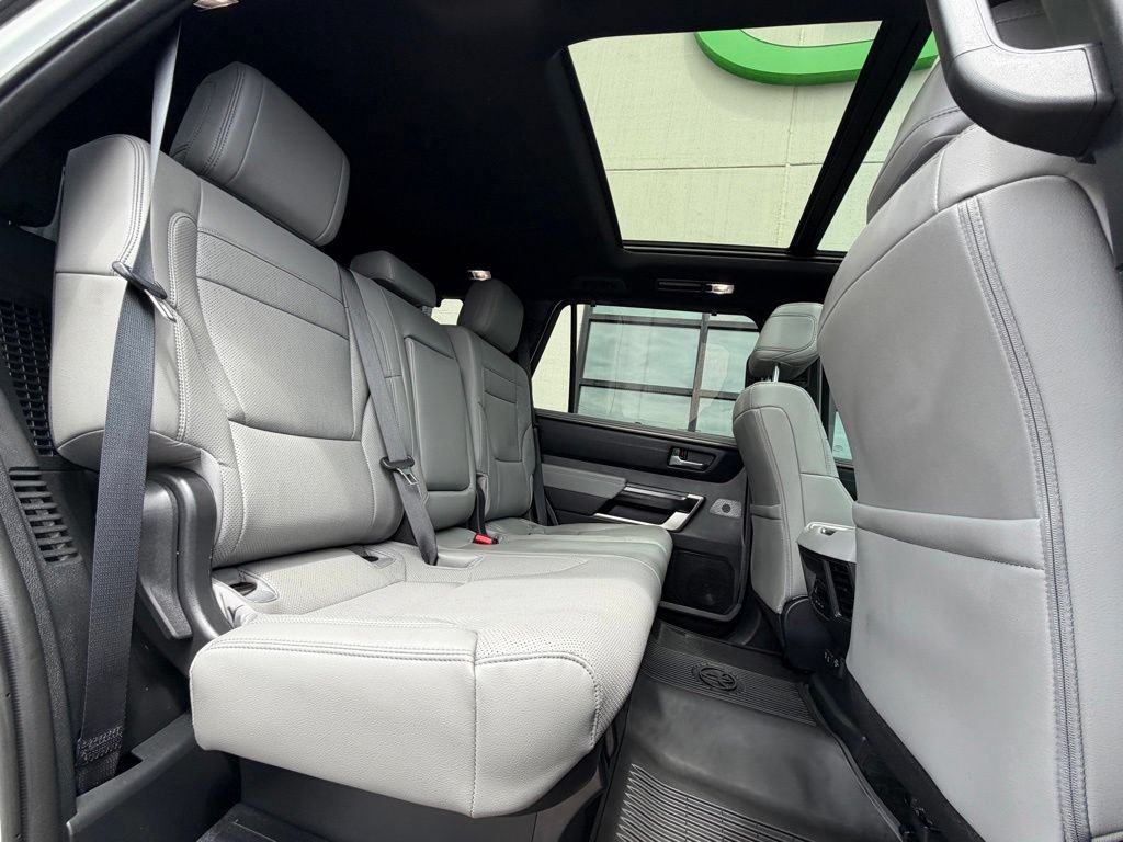 Used 2025 Toyota Sequoia Limited AWD/4WD image 22