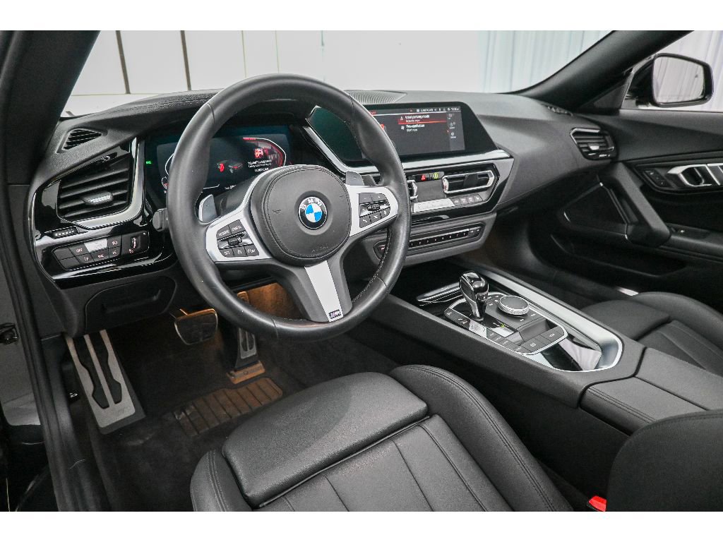 Used 2020 BMW Z4 sDrive30i w/ Premium Package image 13