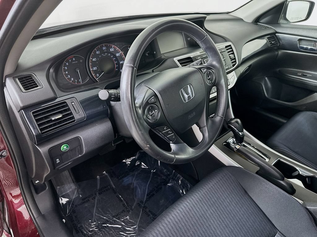 Used 2015 Honda Accord Sport image 14
