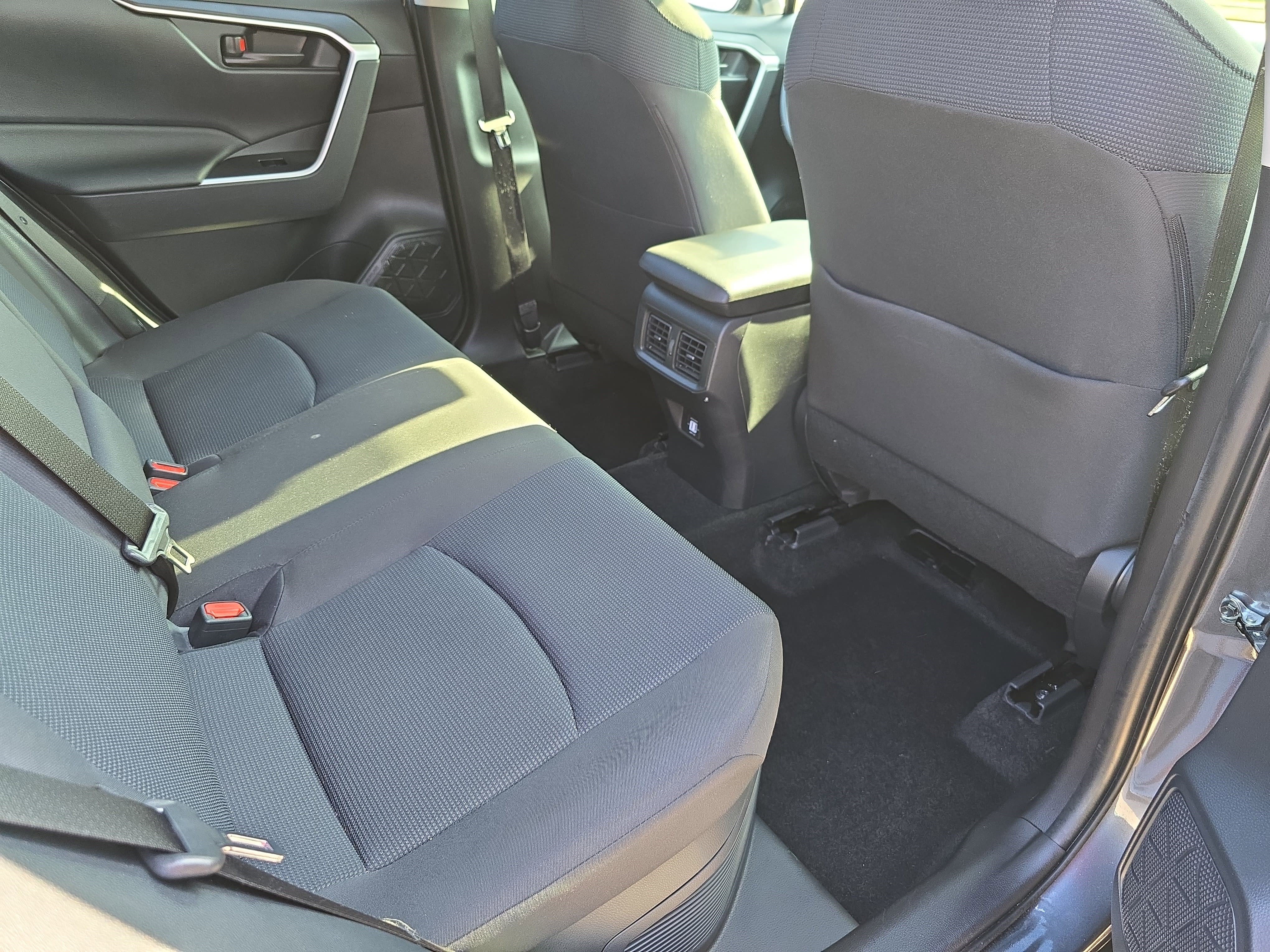 Used 2024 Toyota RAV4 LE image 11