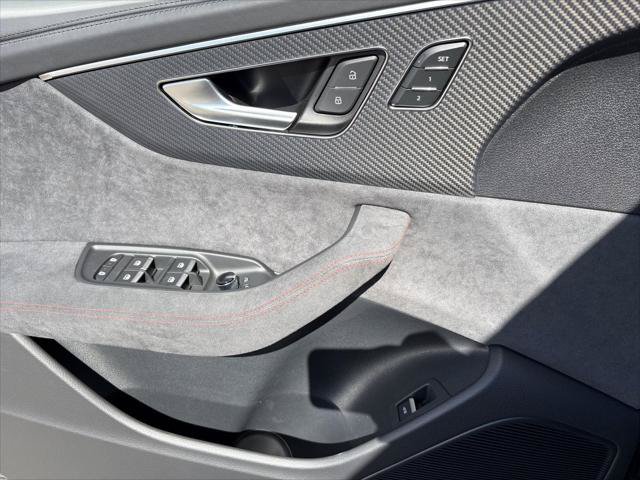 New 2027 Audi RS Q8 performance AWD/4WD image 12