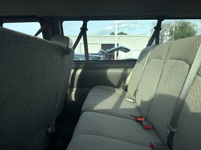 Used 2023 Chevrolet Express 3500 LT w/ LT Preferred Equipment Group image 10