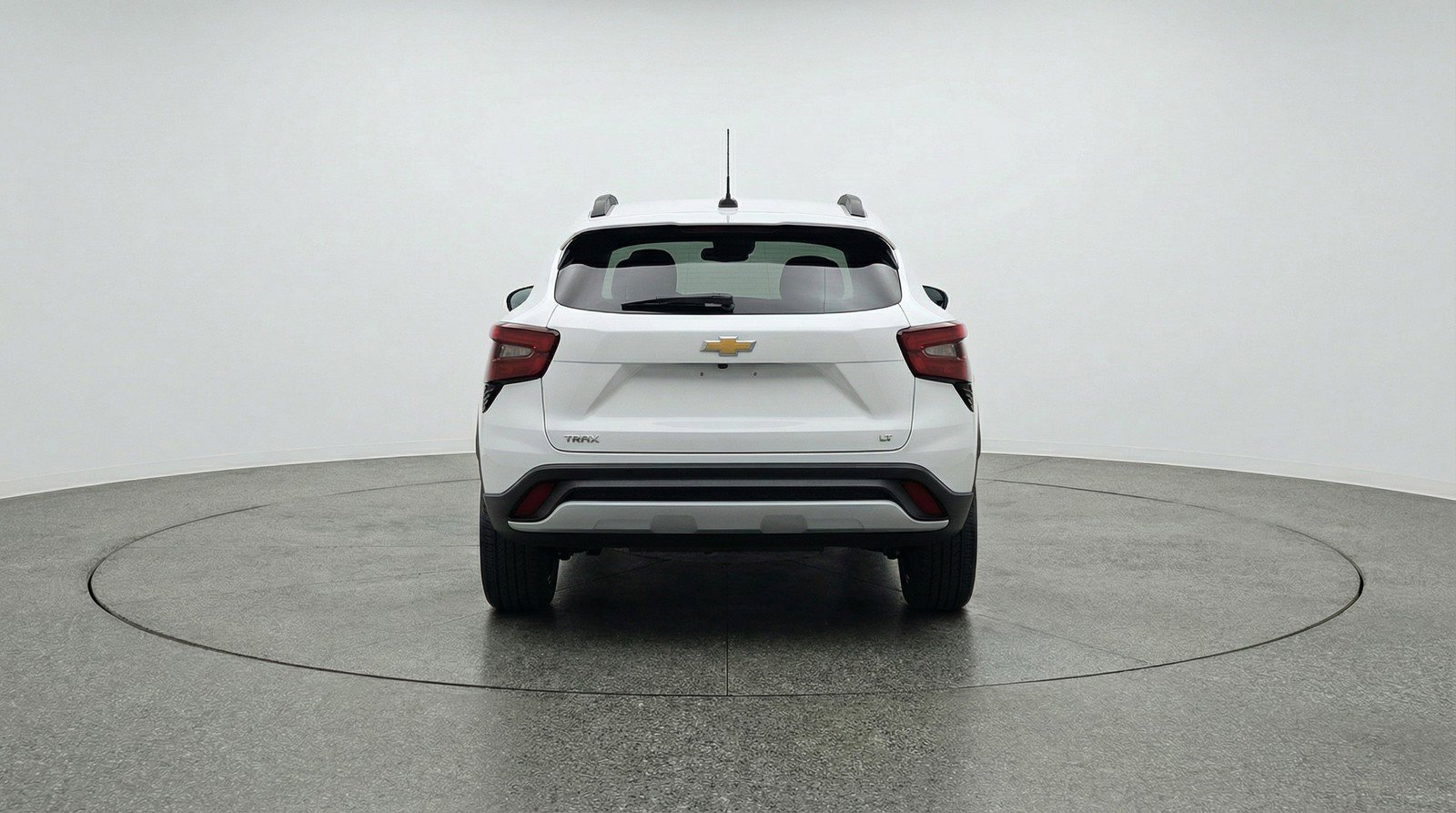 Used 2025 Chevrolet Trax LT w/ LT Convenience Package image 7