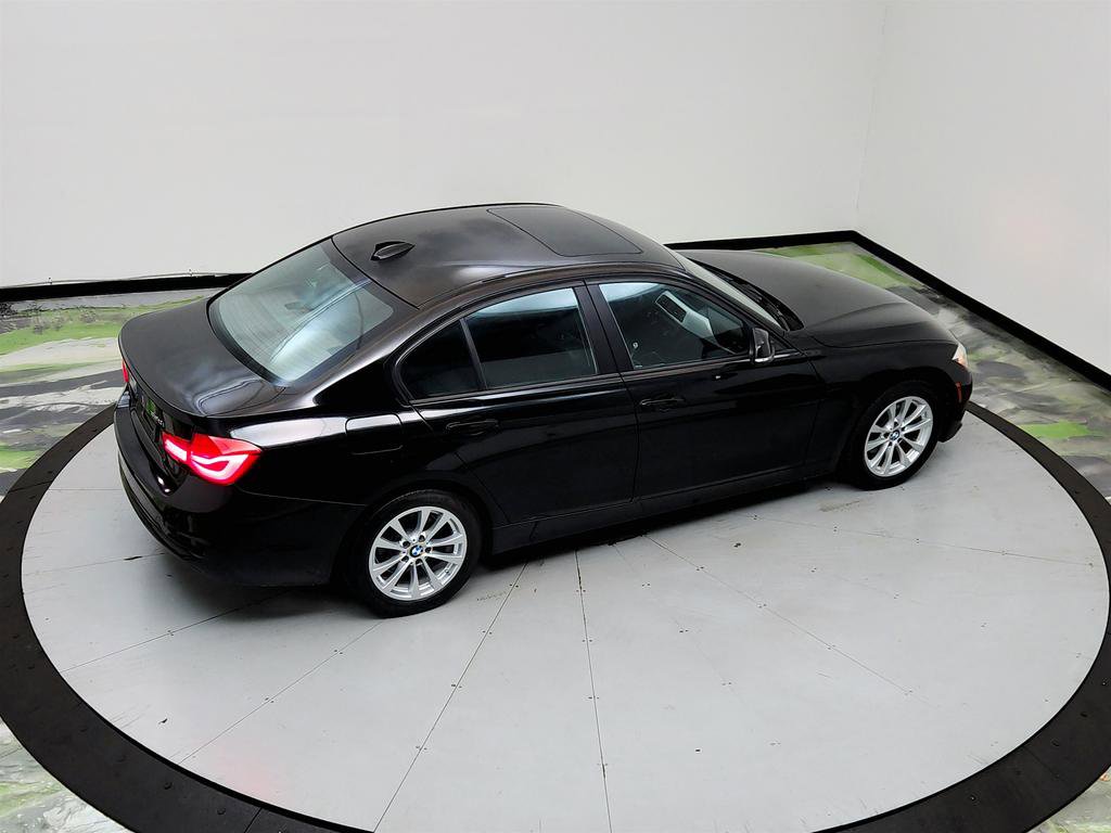 Used 2016 BMW 320i Sedan image 15