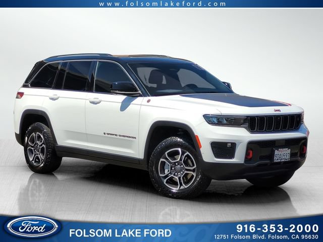 Used 2022 Jeep Grand Cherokee Trailhawk w/ ADV Protech Group II AWD/4WD image 1