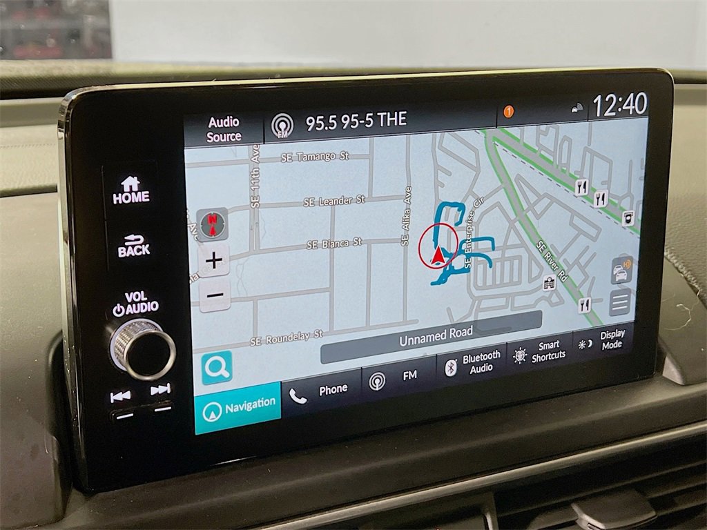 Used 2024 Honda Pilot Elite image 13