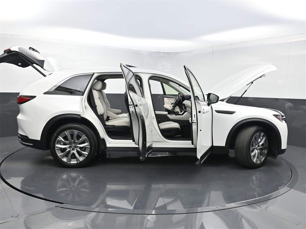 Used 2024 MAZDA CX-90 3.3 Turbo w/ Premium Plus Pkg image 39