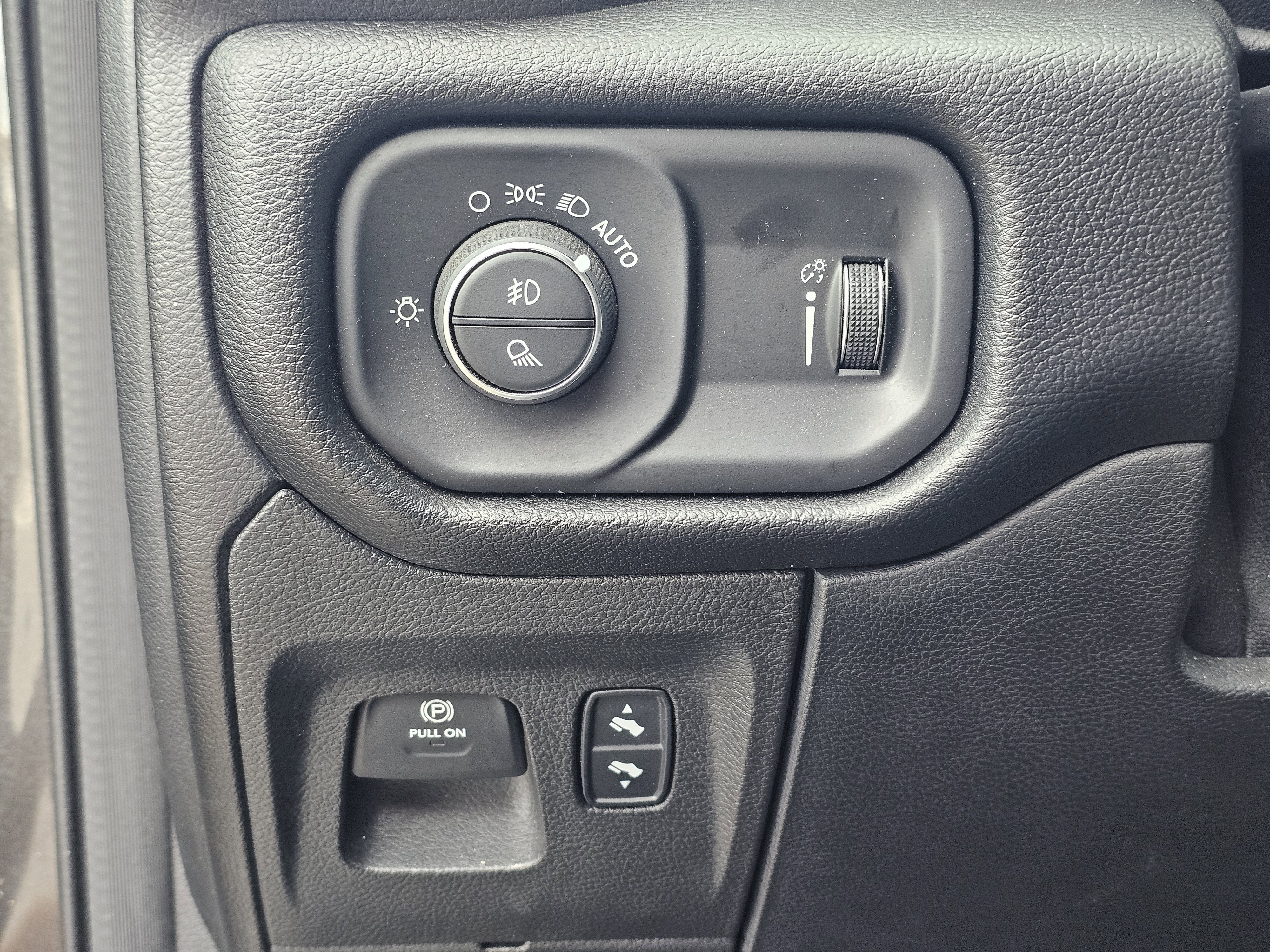 Used 2020 RAM 1500 Big Horn image 15