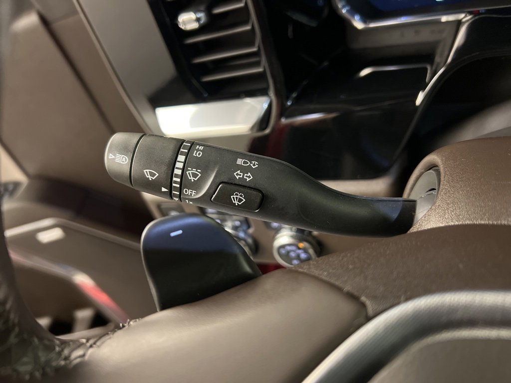 Used 2023 GMC Sierra 1500 SLT image 17