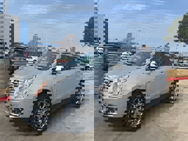 Used 2014 Cadillac SRX Performance w/ Driver Awareness Package image 2