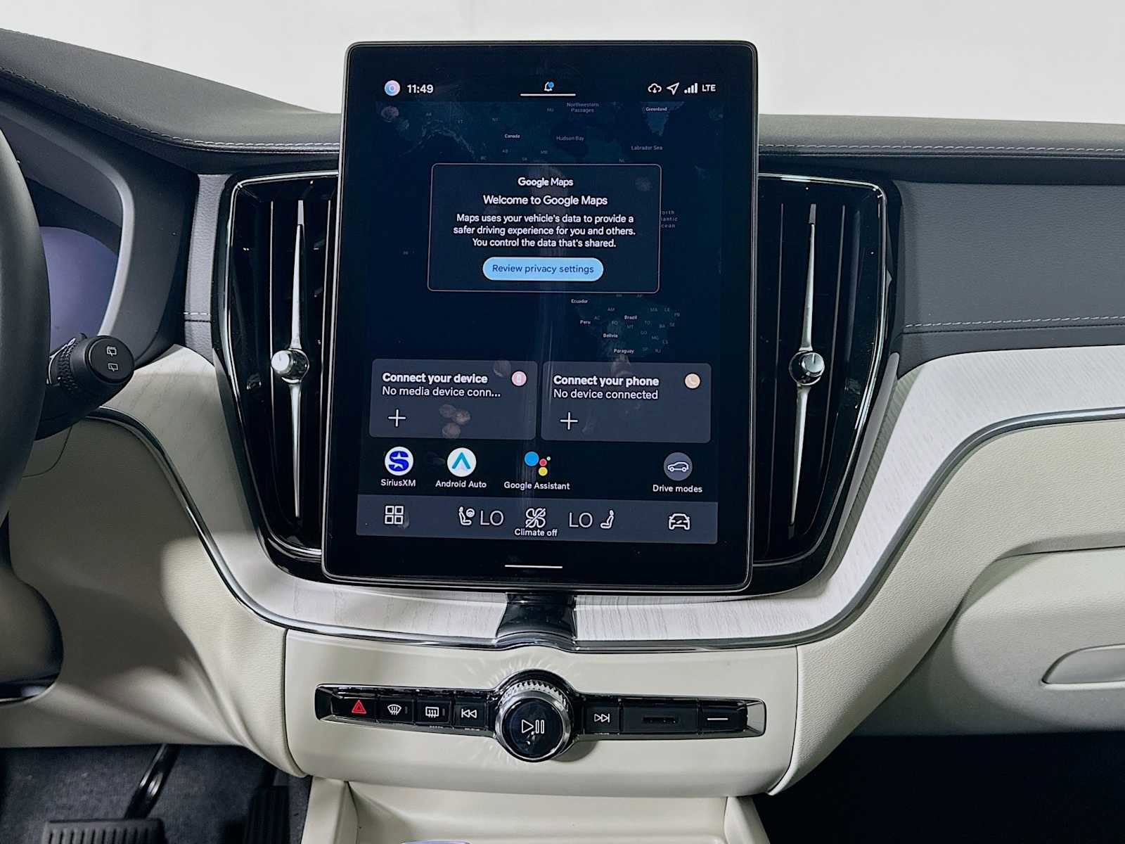 New 2026 Volvo XC60 B5 Ultra w/ Protection Package Premier image 13