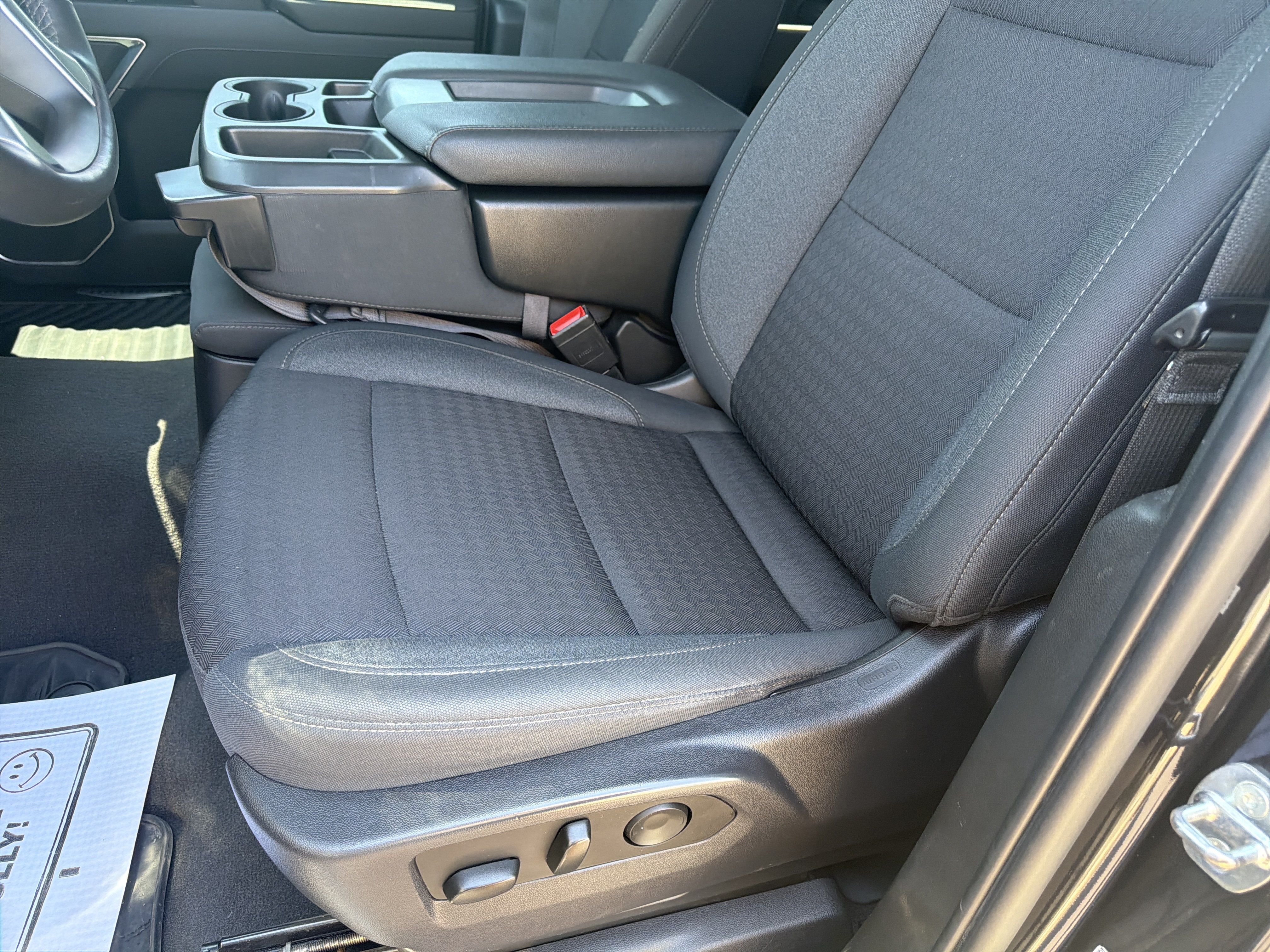 Used 2022 Chevrolet Silverado 1500 LT RWD image 29