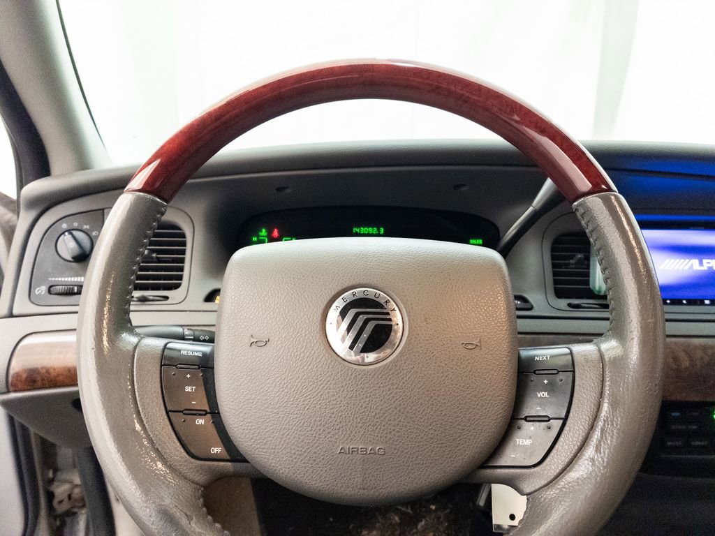 Used 2005 Mercury Grand Marquis LSE image 11