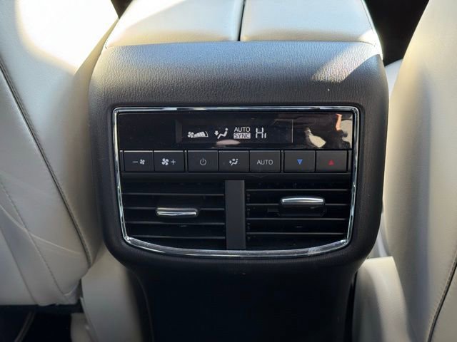 Used 2020 MAZDA CX-9 Signature image 17