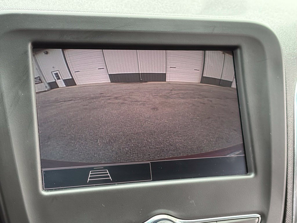 Used 2023 Chevrolet Equinox LT FWD image 19