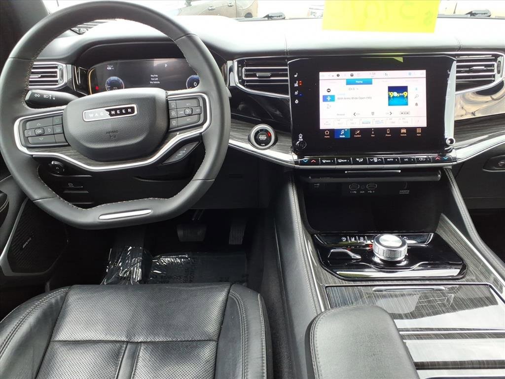 Used 2022 Jeep Wagoneer Series II image 9
