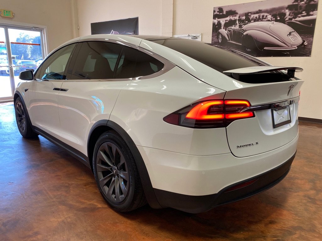 Used 2018 Tesla Model X AWD/4WD image 7