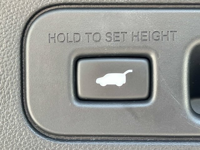 Used 2025 Acura MDX w/ Technology Package FWD image 25